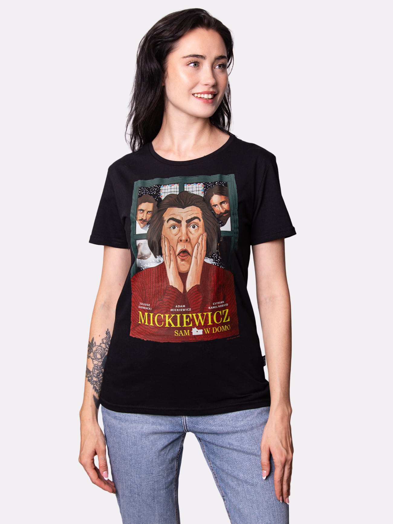 MICKIEWICZ SAM W DOMU / koszulka damska / czarna